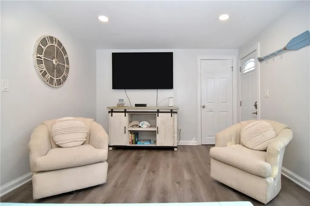194 South Pier Road Narragansett RI 02882