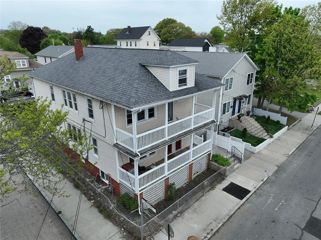 64 66 Yorkshire Street Providence RI 02908