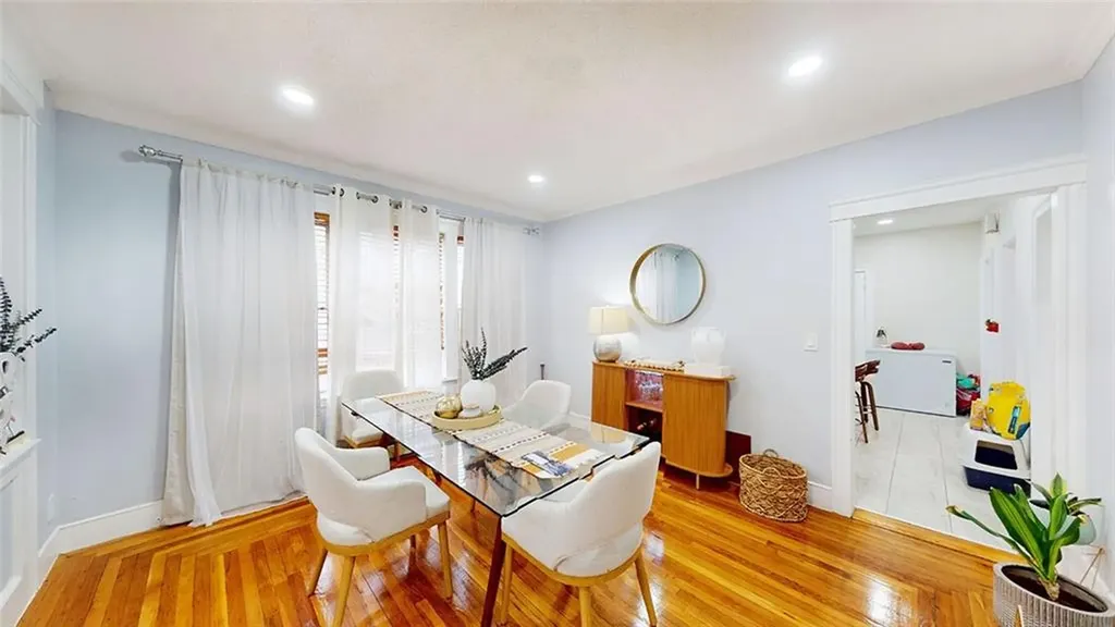 64 66 Yorkshire Street Providence RI 02908