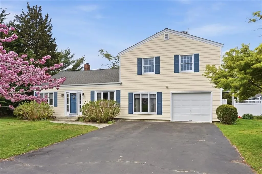 54 Canton Avenue Portsmouth RI 02871