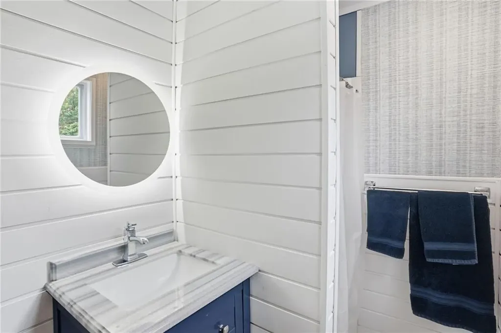 54 Canton Avenue Portsmouth RI 02871