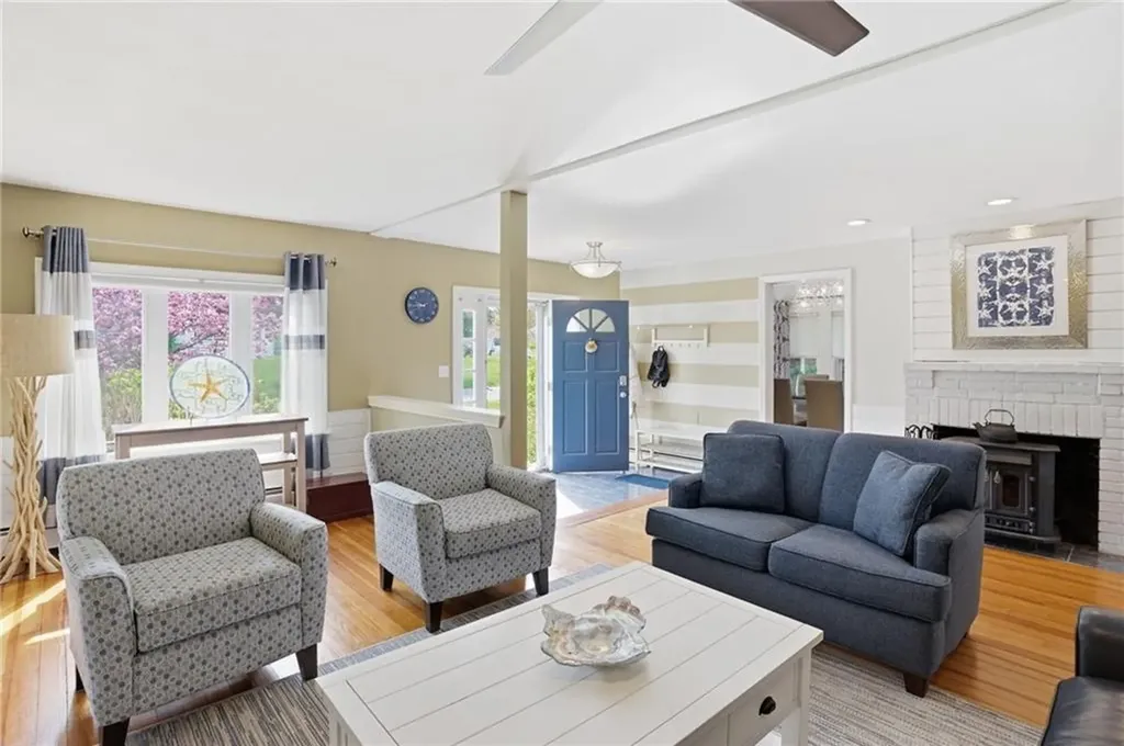 54 Canton Avenue Portsmouth RI 02871