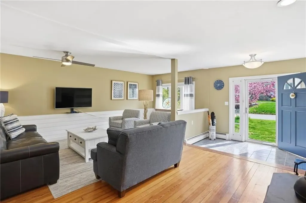 54 Canton Avenue Portsmouth RI 02871
