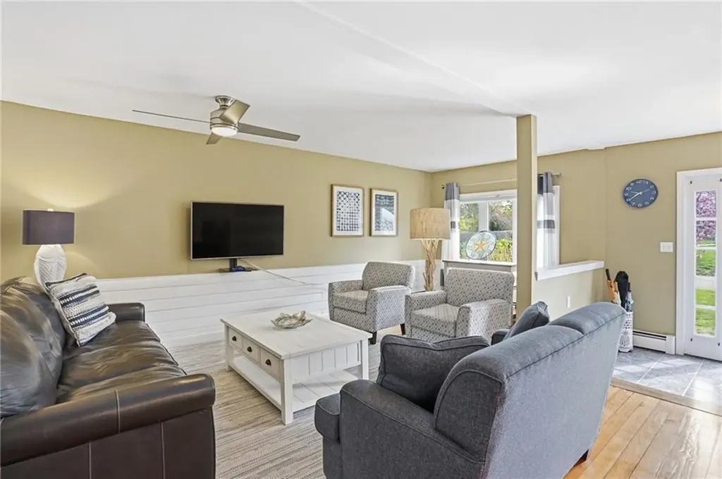 54 Canton Avenue Portsmouth RI 02871