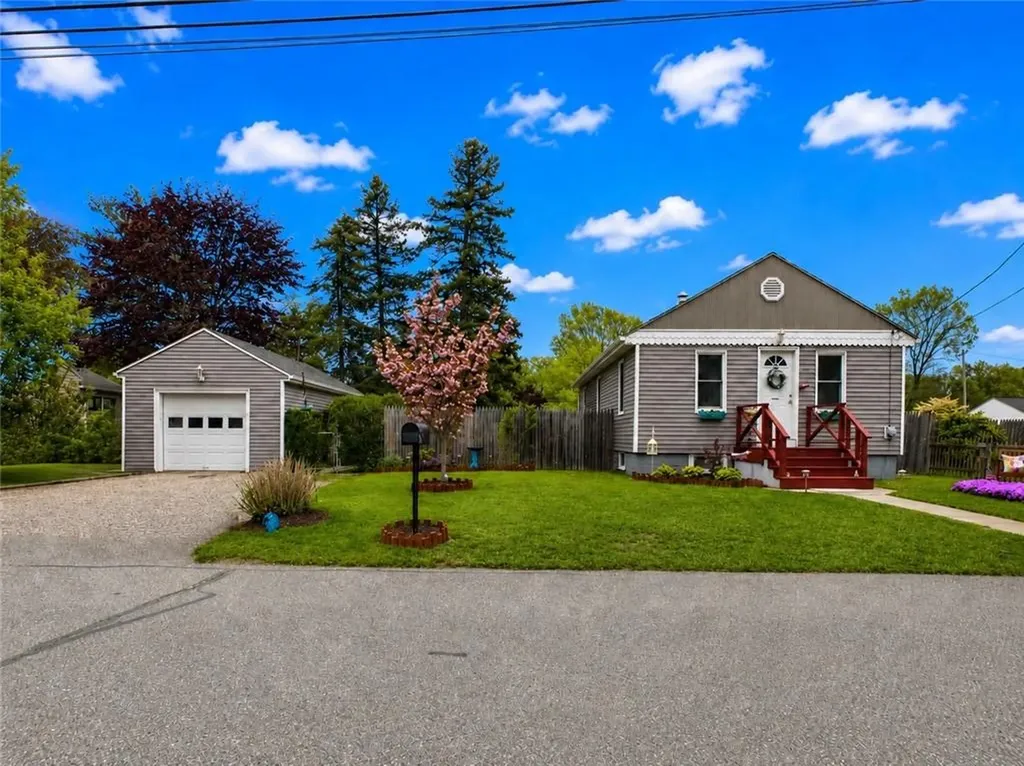 78 Shand Avenue Warwick RI 02889