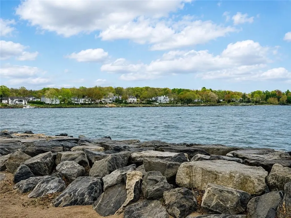 78 Shand Avenue Warwick RI 02889