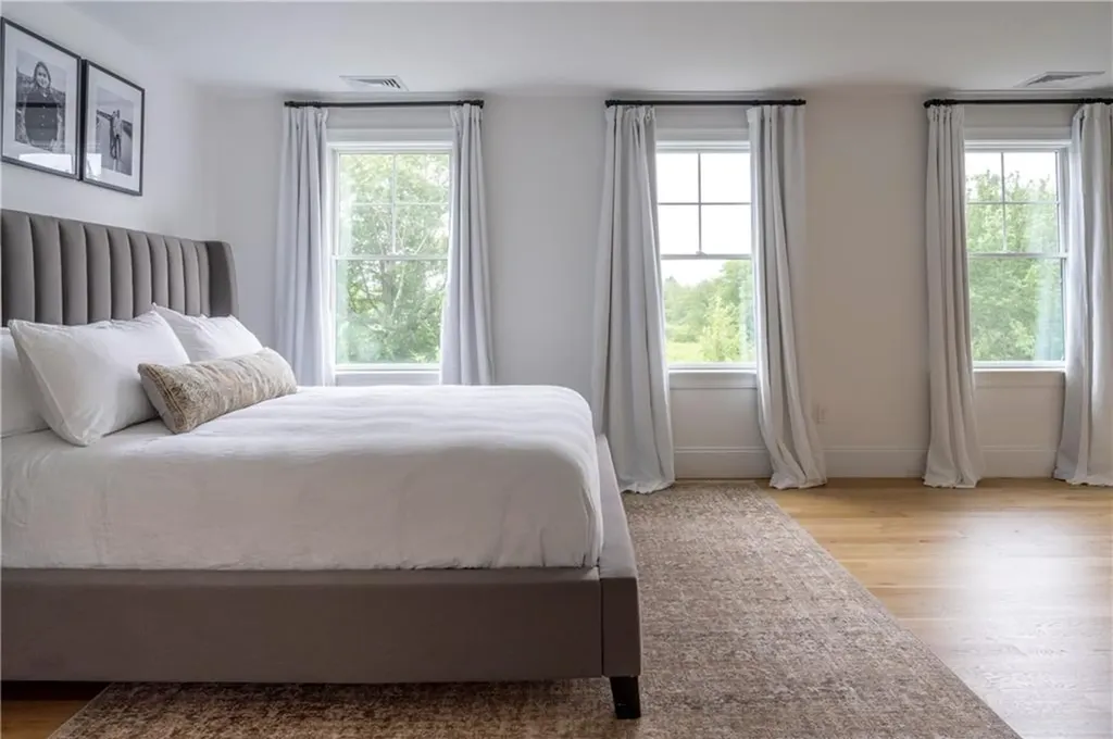 207 Cornelius Drive Portsmouth RI 02871