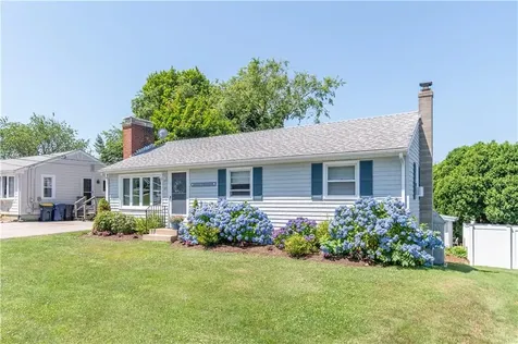 85 Treasure Road Narragansett RI 02882