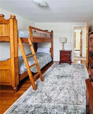 85 Treasure Road Narragansett RI 02882