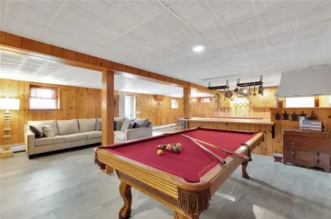 85 Treasure Road Narragansett RI 02882
