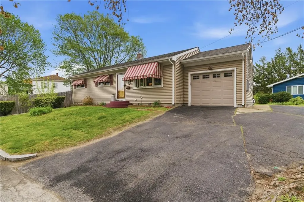 107 Irene Boulevard Woonsocket RI 02895