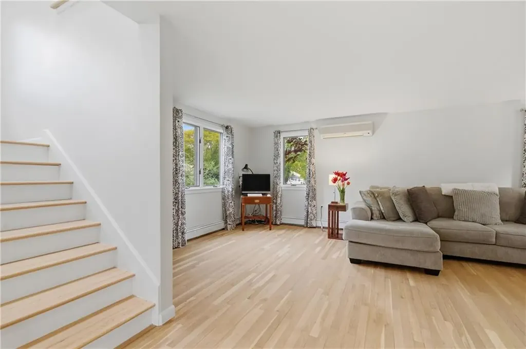 5 Aurora Drive Cumberland RI 02864