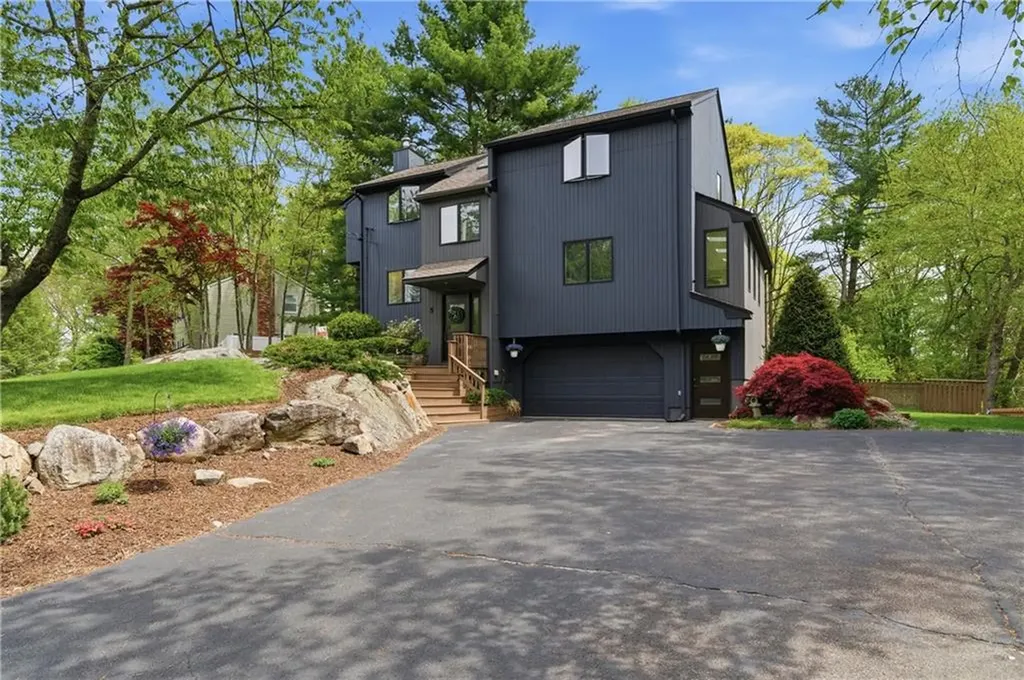 5 Aurora Drive Cumberland RI 02864