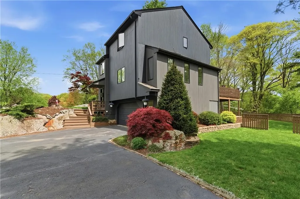 5 Aurora Drive Cumberland RI 02864