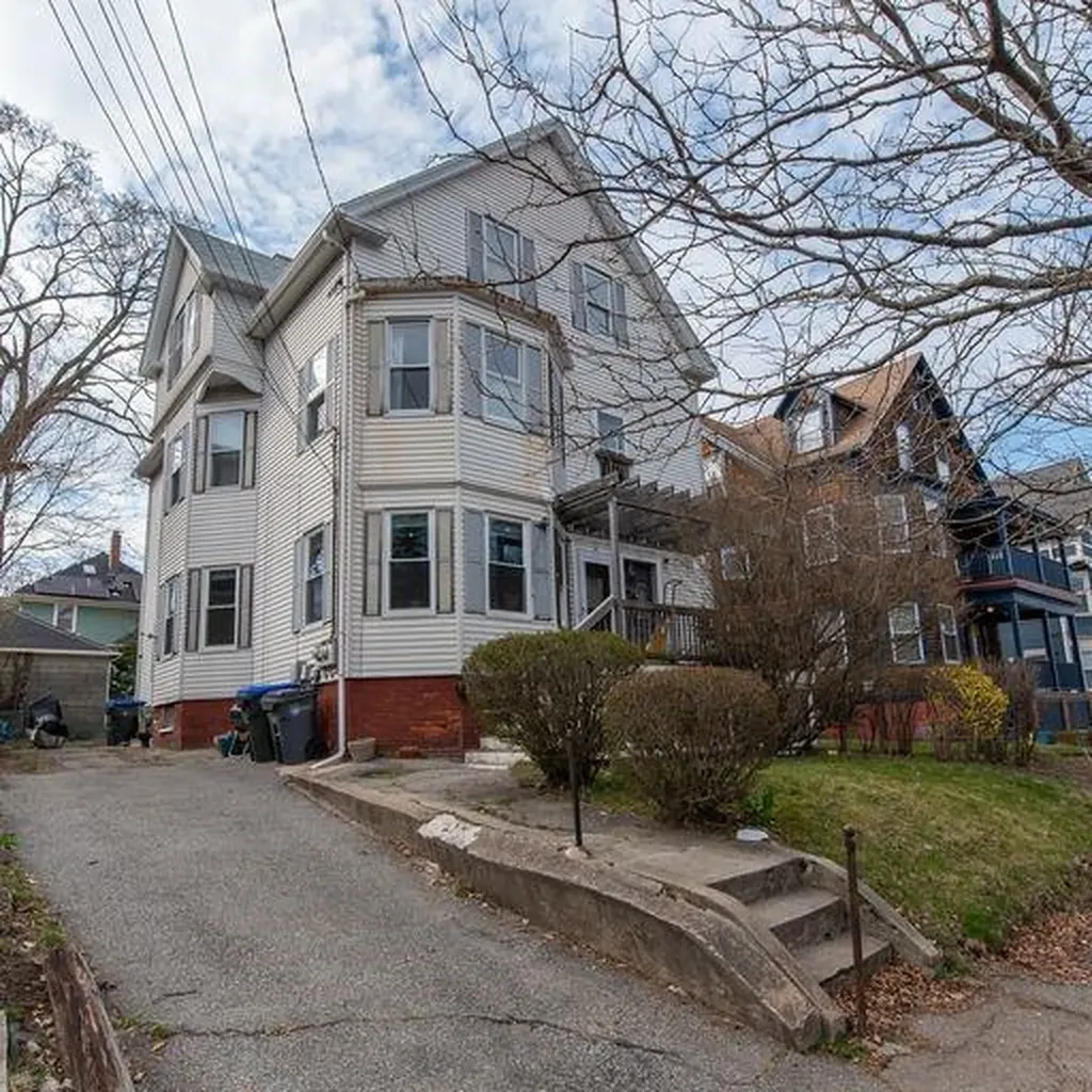 256 Morris Avenue Providence RI 02906