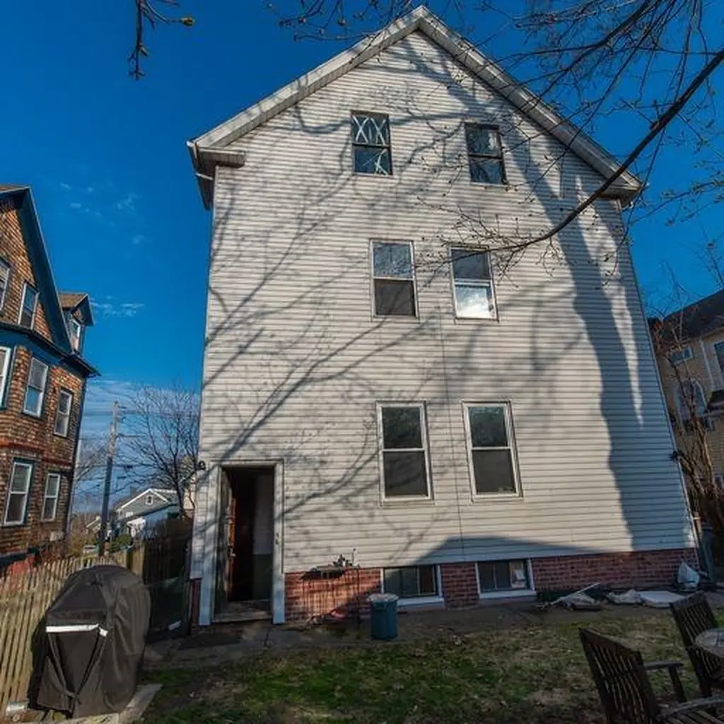256 Morris Avenue Providence RI 02906