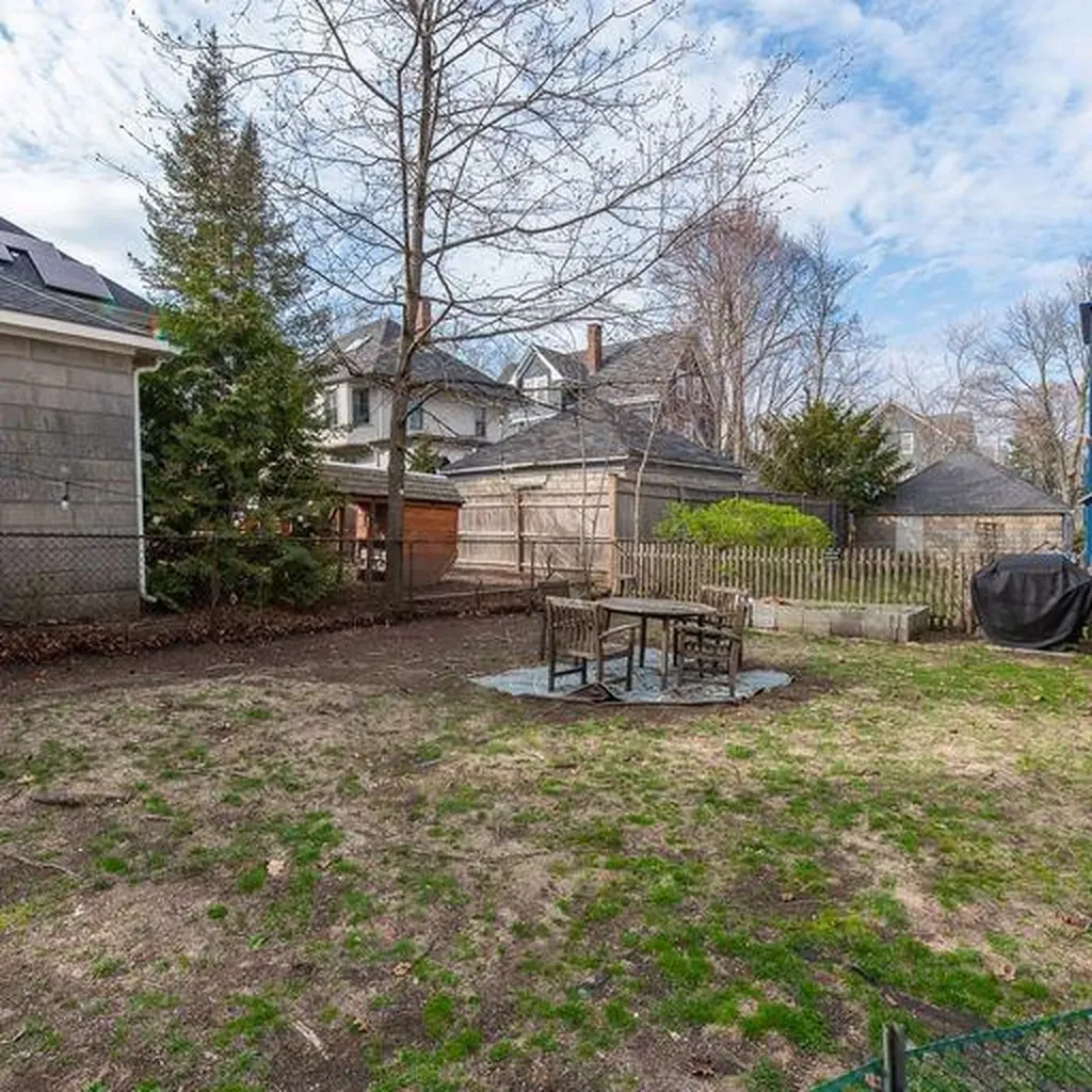 256 Morris Avenue Providence RI 02906