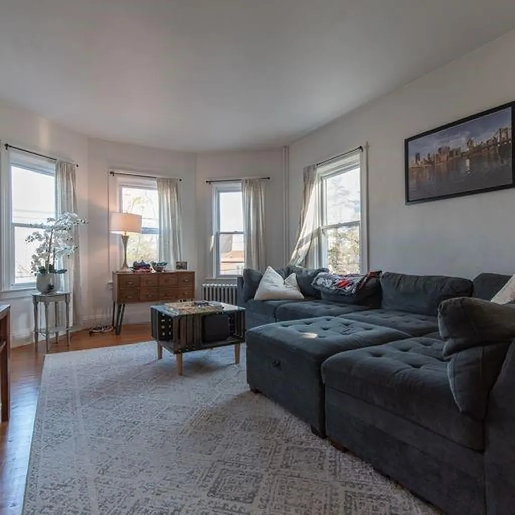 256 Morris Avenue Providence RI 02906