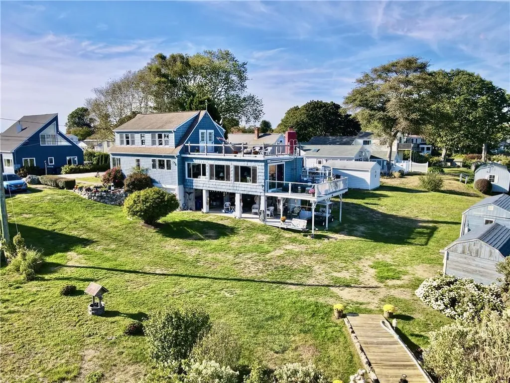 71 Wolcott Avenue Stonington CT 06378