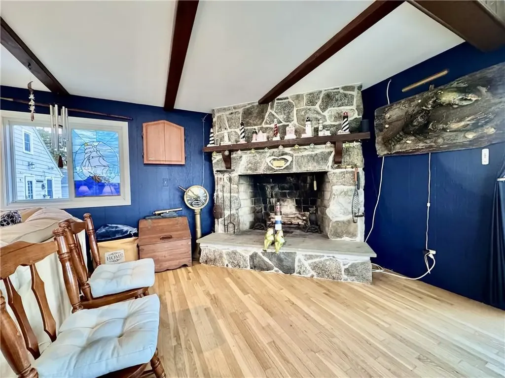 71 Wolcott Avenue Stonington CT 06378