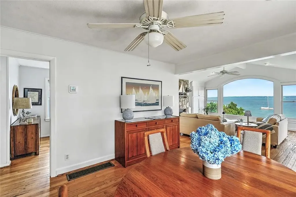 41 Buena Vista Drive North Kingstown RI 02852