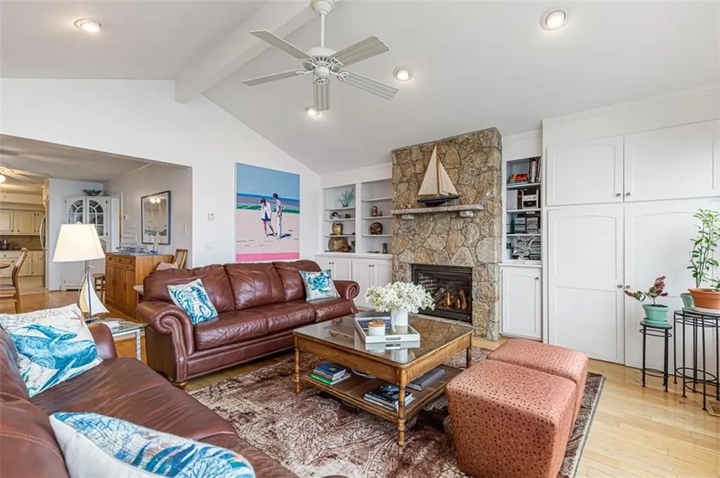 41 Buena Vista Drive North Kingstown RI 02852