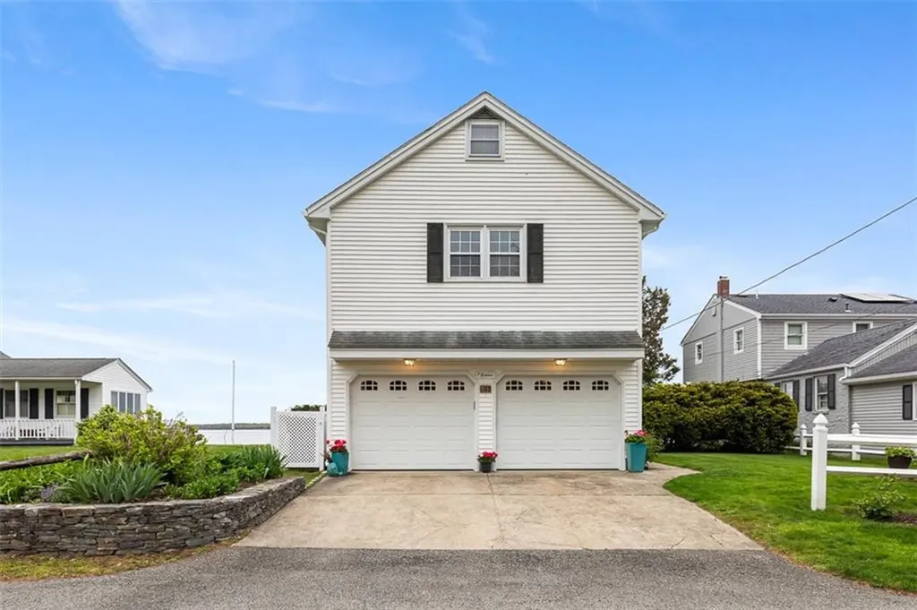 41 Buena Vista Drive North Kingstown RI 02852