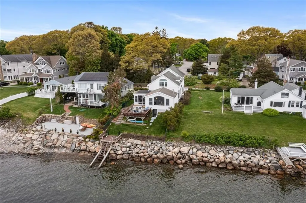 41 Buena Vista Drive North Kingstown RI 02852