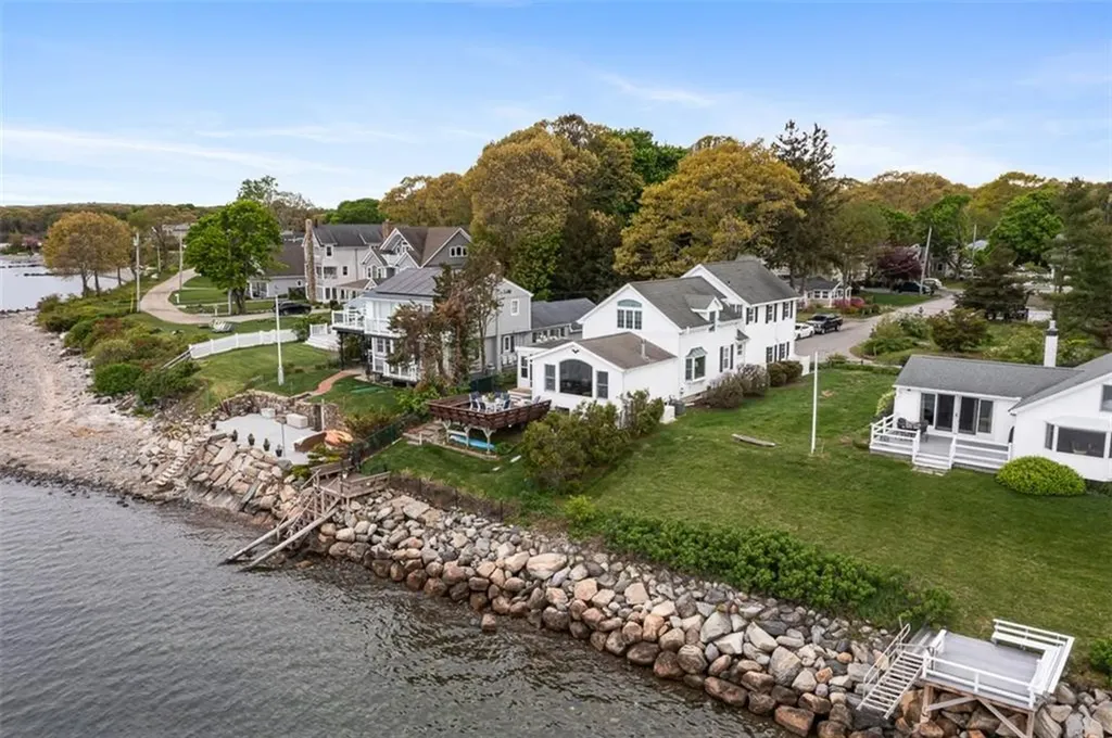41 Buena Vista Drive North Kingstown RI 02852