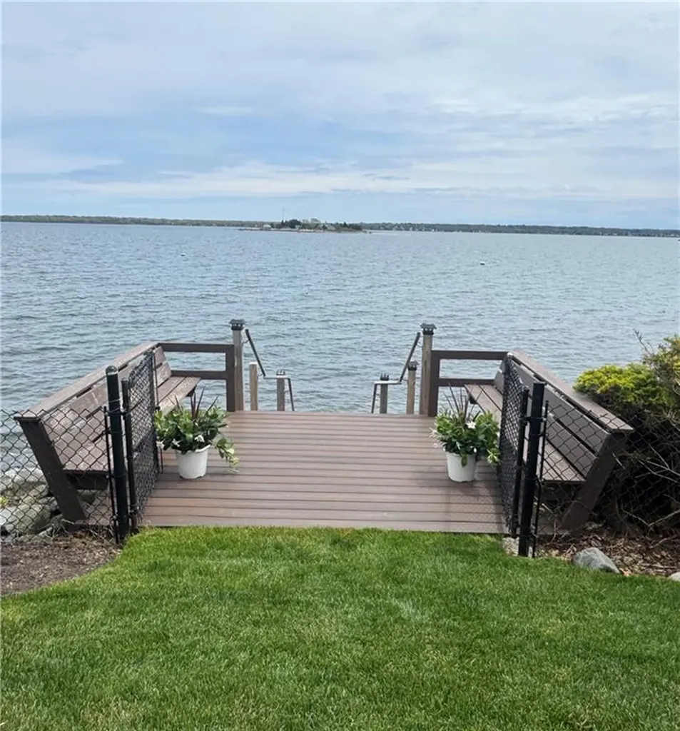41 Buena Vista Drive North Kingstown RI 02852