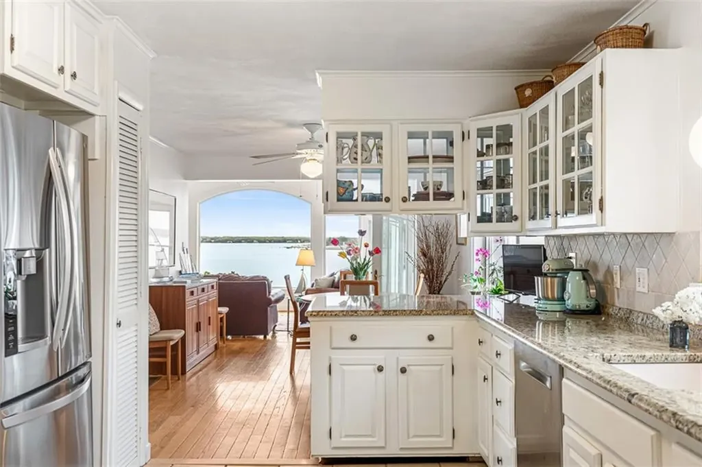 41 Buena Vista Drive North Kingstown RI 02852