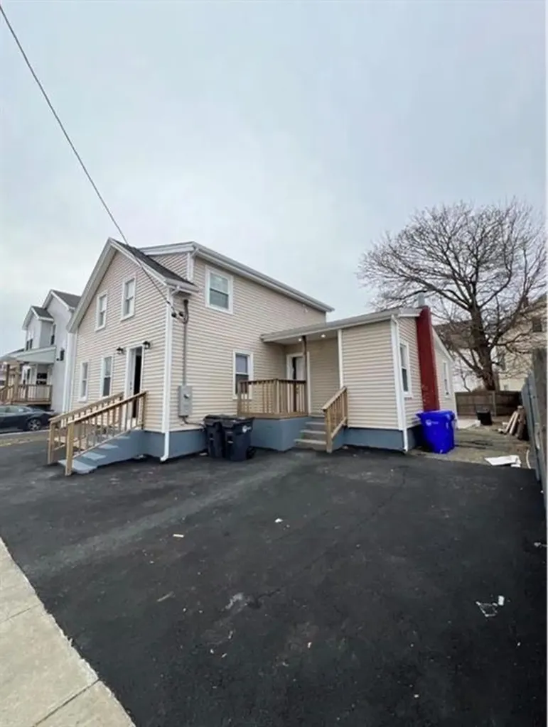 36 Berlin Street Providence RI 02908