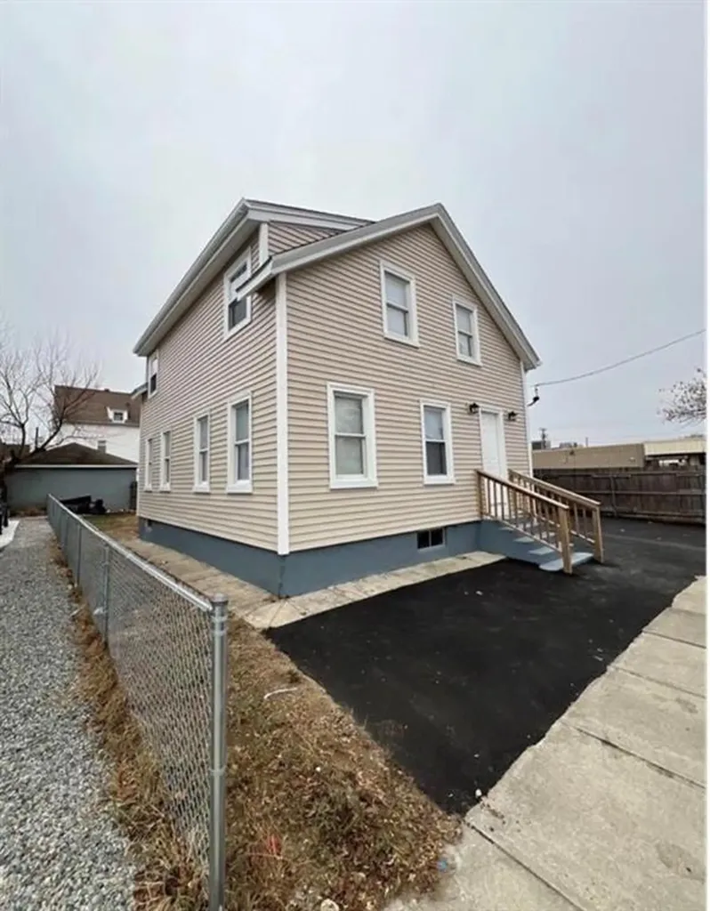 36 Berlin Street Providence RI 02908