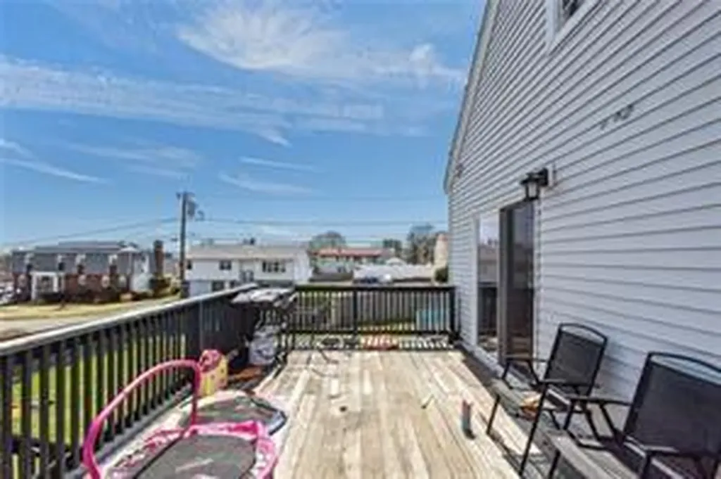 46 Irving Street North Providence RI 02904