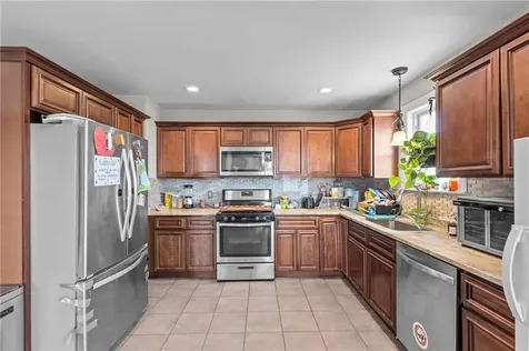 46 Irving Street North Providence RI 02904