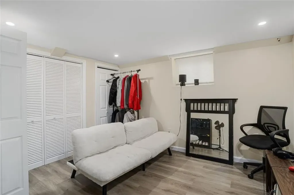 52 Dover Street Pawtucket RI 02860