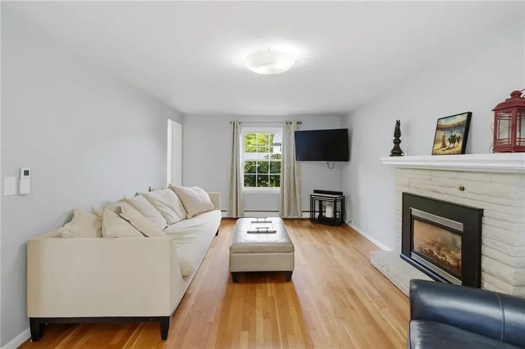 66 Maplewood Drive East Greenwich RI 02818