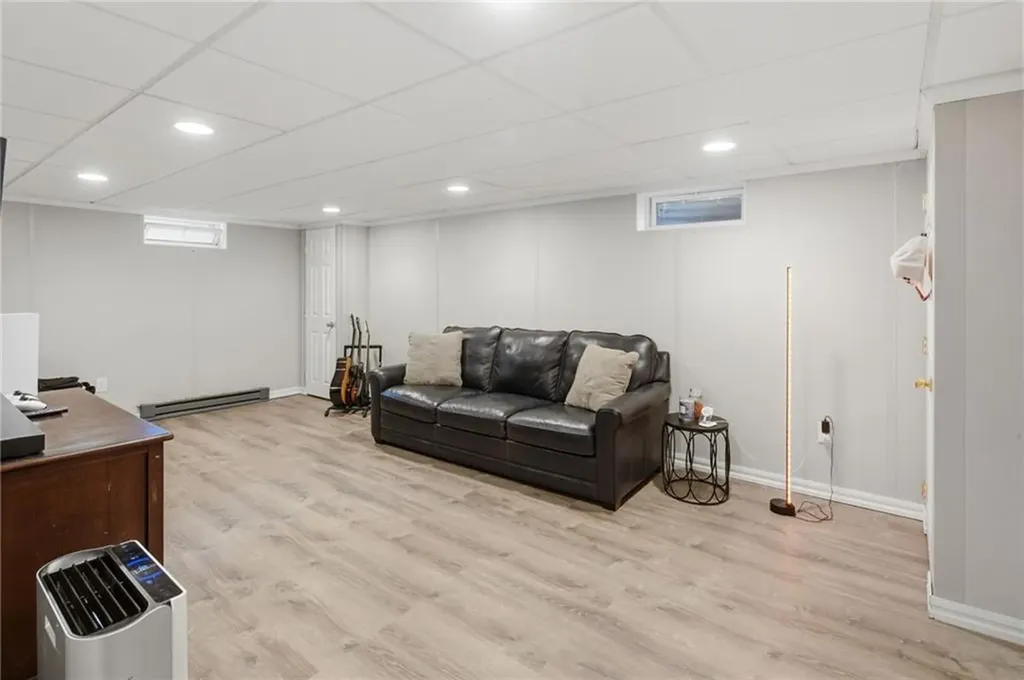 66 Maplewood Drive East Greenwich RI 02818