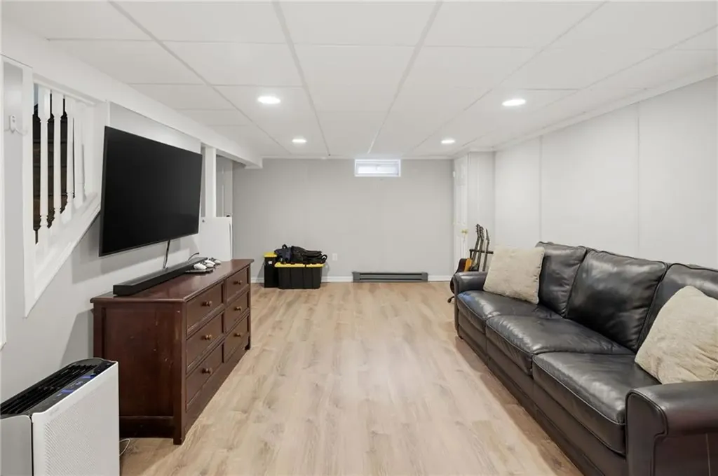 66 Maplewood Drive East Greenwich RI 02818