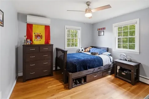 66 Maplewood Drive East Greenwich RI 02818