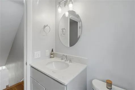 66 Maplewood Drive East Greenwich RI 02818