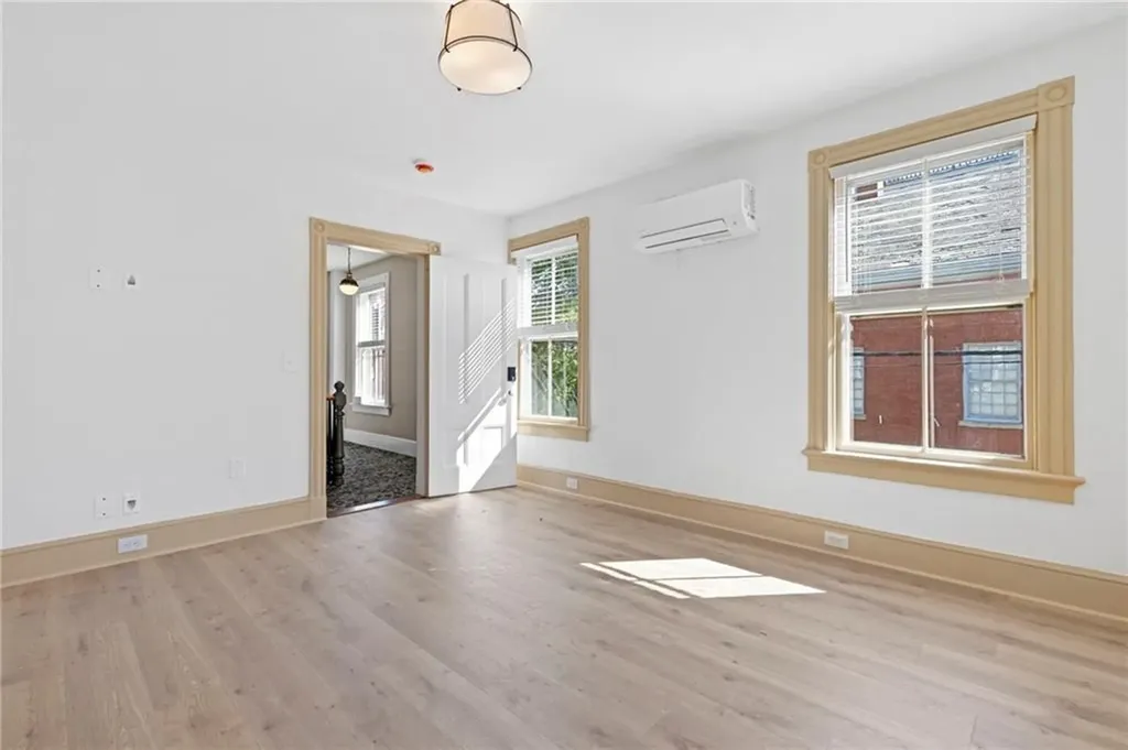 18 Barney Street Newport RI 02840
