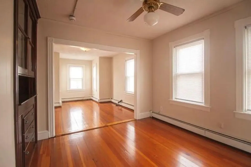 49 Ivy Street East Providence RI 02914