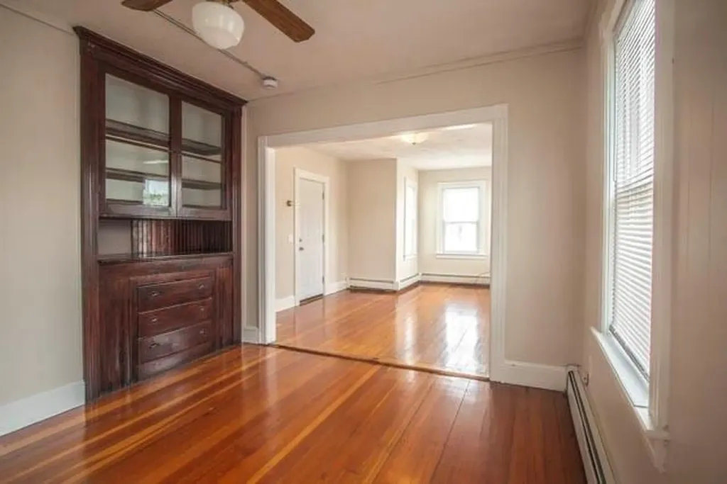 49 Ivy Street East Providence RI 02914