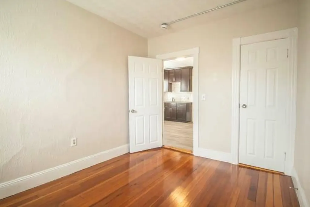 49 Ivy Street East Providence RI 02914