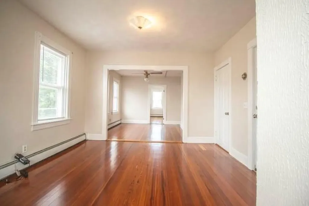 49 Ivy Street East Providence RI 02914
