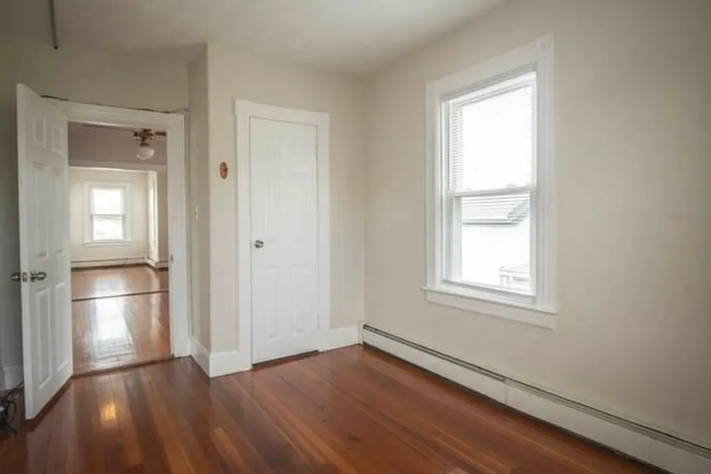 49 Ivy Street East Providence RI 02914