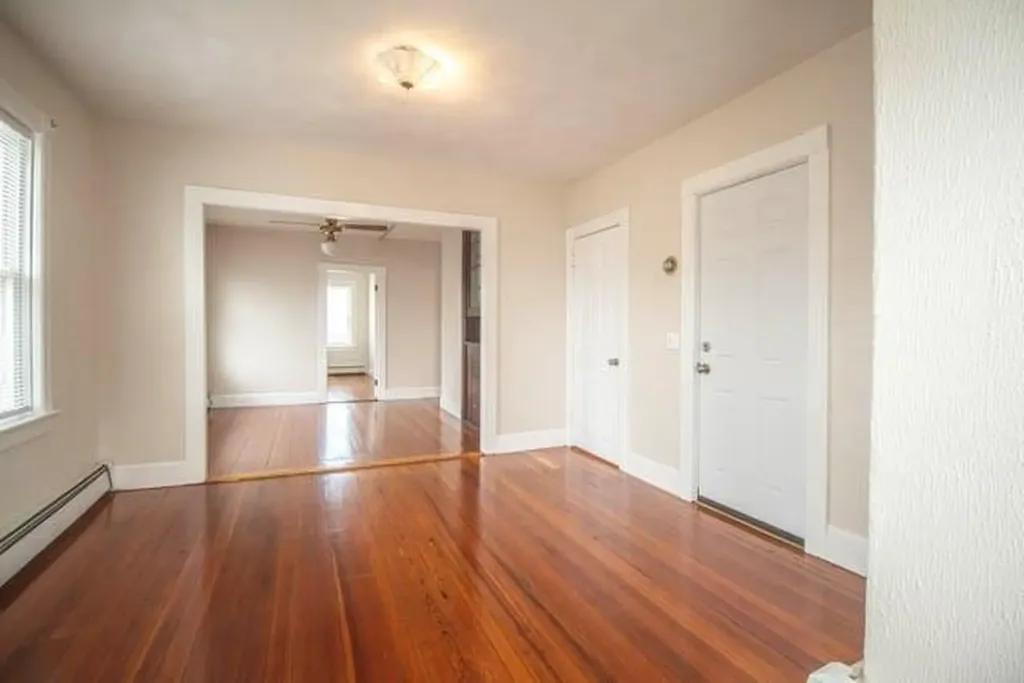 49 Ivy Street East Providence RI 02914