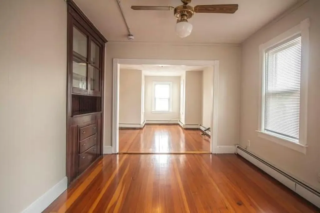 49 Ivy Street East Providence RI 02914