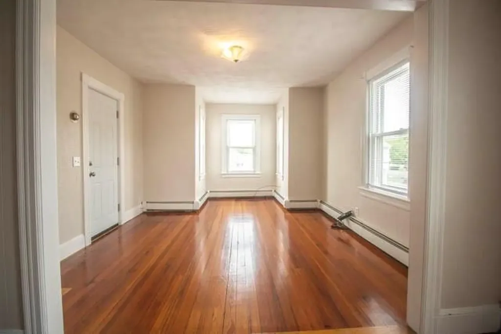 49 Ivy Street East Providence RI 02914